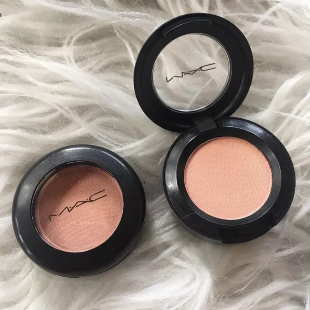 MAC Cosmetics Bundle 6 pcs Bag Lipglass Blush etc - Picture 4 of 8